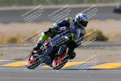 media/Oct-08-2022-SoCal Trackdays (Sat) [[1fc3beec89]]/Turn 14 (1050am)/